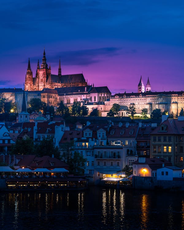 prague itinerary - everything you need to know