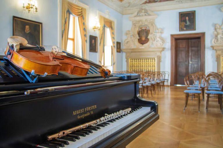 Prague Castle: Midday Classical Concert at Lobkowicz Palace